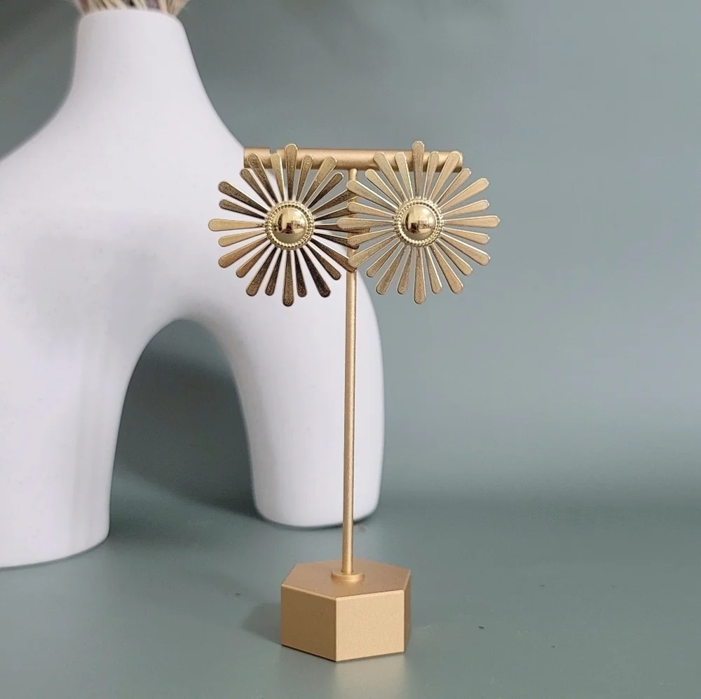 Stainless steel gold tone flower earrings